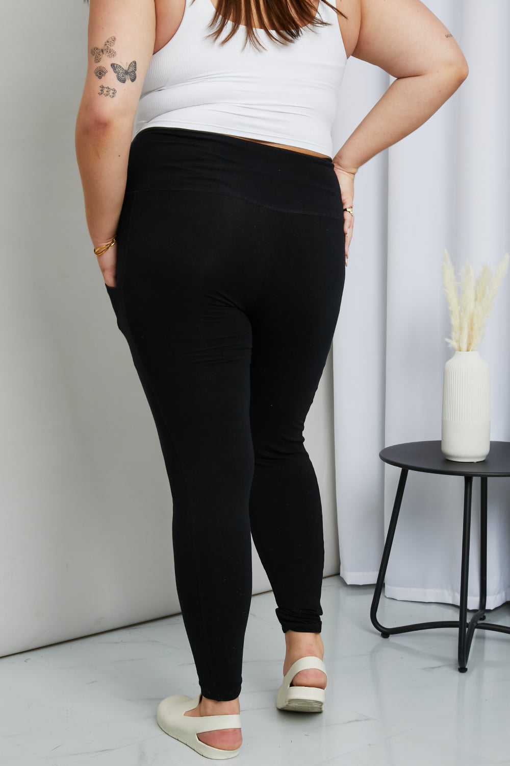 Ready to Roll Wide Waistband Pocket Leggings in Black - Boutique - Bit of Swank